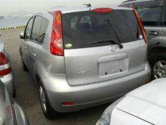 2005 Nissan Note Pictures