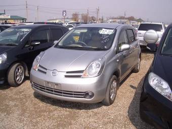 2005 Nissan Note Photos