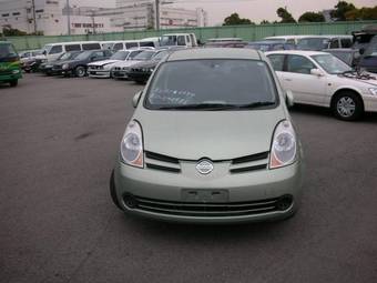 2005 Nissan Note Photos