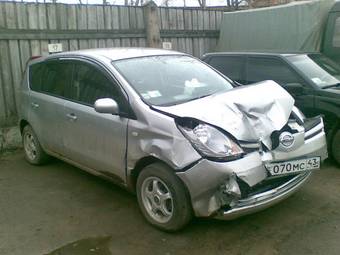 2005 Nissan Note Photos