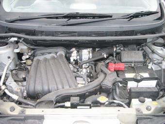 2005 Nissan Note Photos