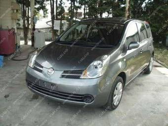 2005 Nissan Note Photos