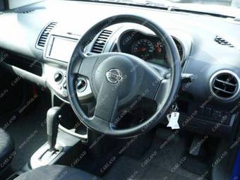 2005 Nissan Note Pictures