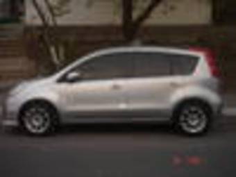 2005 Nissan Note Pictures