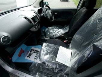 2005 Nissan Note Photos