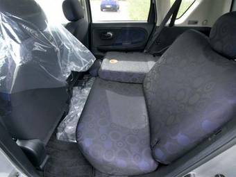 2005 Nissan Note Photos