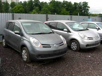 2005 Nissan Note Photos