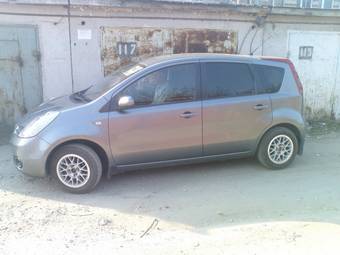 2005 Nissan Note Pictures