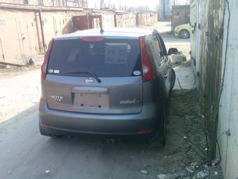 2005 Nissan Note Photos