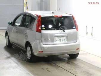 2005 Nissan Note Pictures
