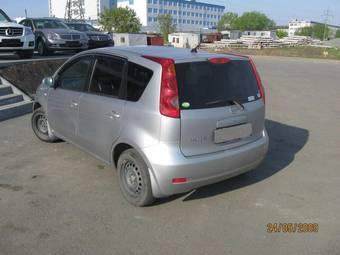2005 Nissan Note Pictures