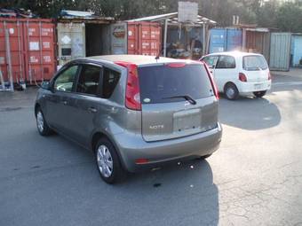 2005 Nissan Note Pictures