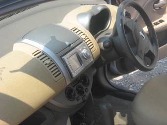2005 Nissan Note Photos