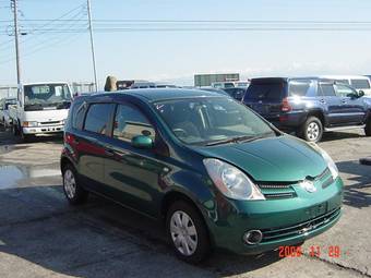 2005 Nissan Note Pictures