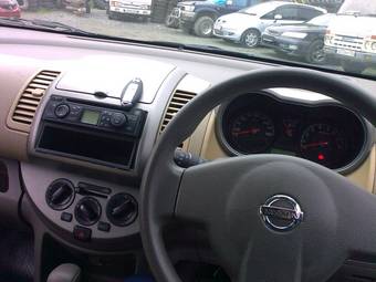 2005 Nissan Note Pictures