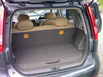 2005 Nissan Note Pictures