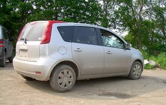 2005 Nissan Note Photos