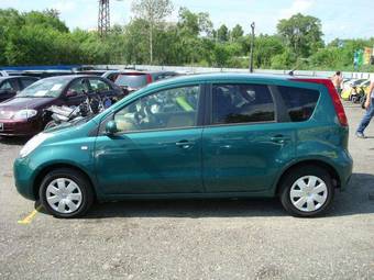 2005 Nissan Note Pictures