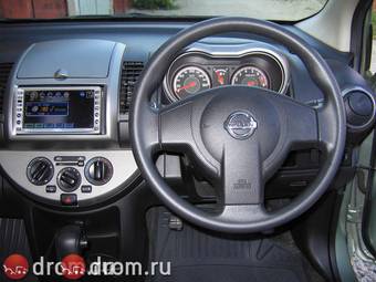 2005 Nissan Note Pictures