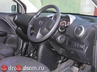 2005 Nissan Note Photos