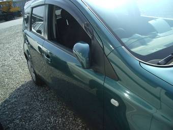 2005 Nissan Note Pictures