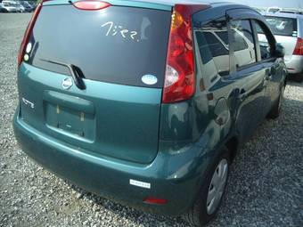 2005 Nissan Note Photos