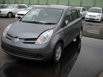 2005 Nissan Note Pictures