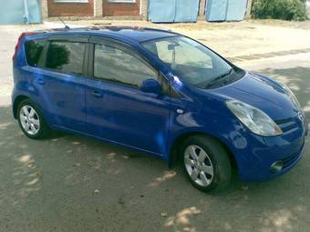2005 Nissan Note Photos