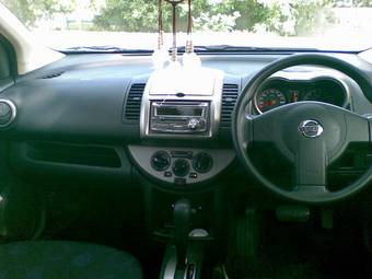 2005 Nissan Note Images