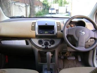 2005 Nissan Note Photos