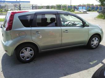 2005 Nissan Note Pictures