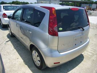 2005 Nissan Note Pictures
