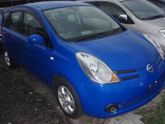 2005 Nissan Note Photos