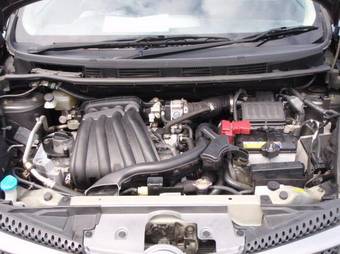 2005 Nissan Note Pictures