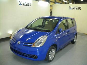 2005 Nissan Note Images