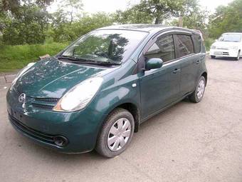 2005 Nissan Note Pictures