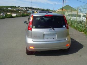 2005 Nissan Note Photos