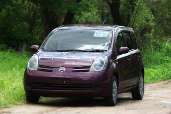 2005 Nissan Note Photos