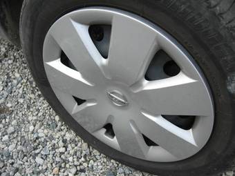 2005 Nissan Note Pictures