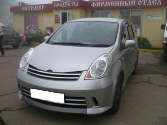 2005 Nissan Note Photos