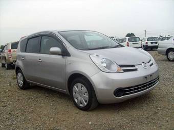 2005 Nissan Note Photos