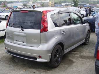 2005 Nissan Note Pictures