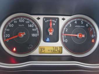 2006 Nissan Note Pictures