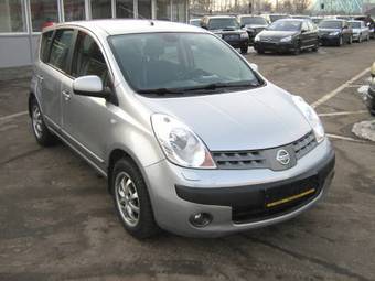 2006 Nissan Note Photos