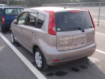 2006 Nissan Note Photos