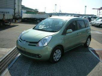 2006 Nissan Note Photos