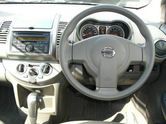 2006 Nissan Note Pictures