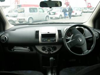 2006 Nissan Note Photos