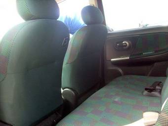2006 Nissan Note Photos