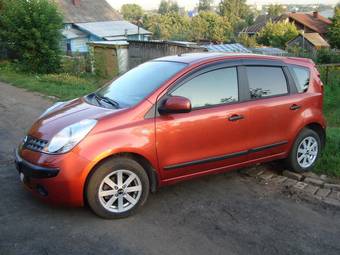 2006 Nissan Note Photos